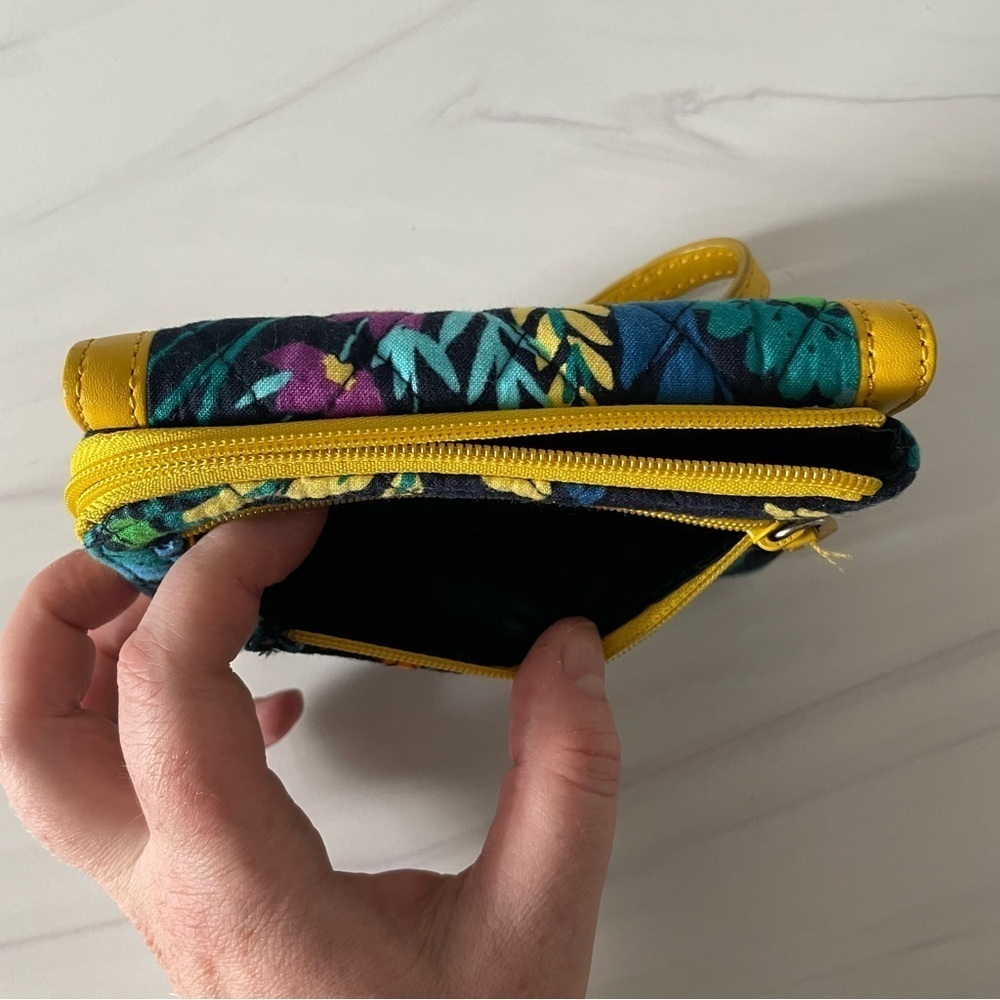Vera Bradley Anniversary Wristlet- Midnight Blues - Picture 2 of 7